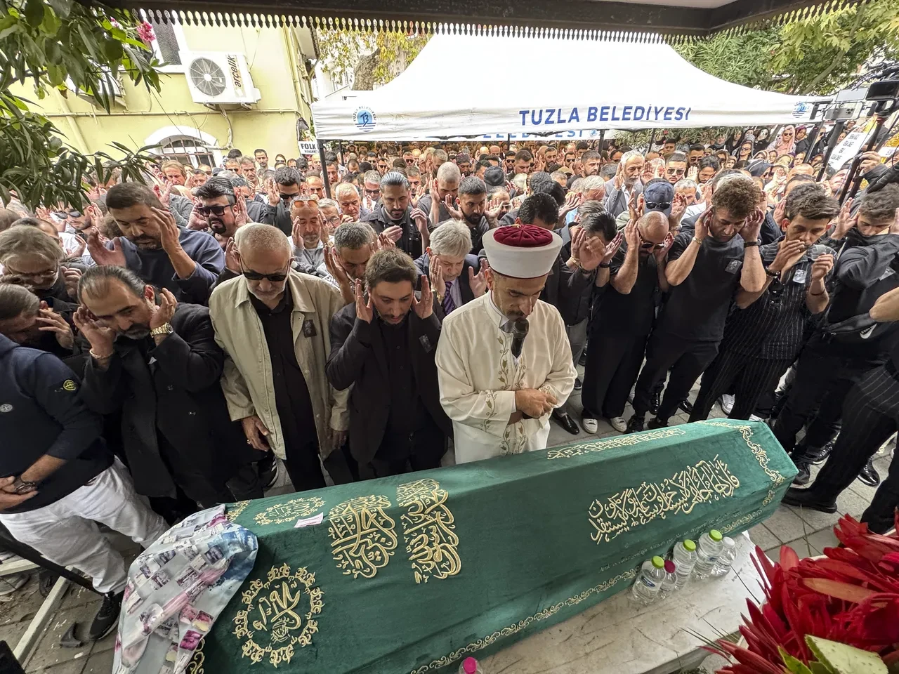 Güllü ve Caner Toygar galerisi resim 1