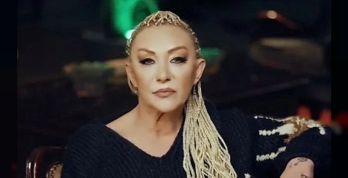 Sanatçı Güllüyü evde bağlamışlar galerisi resim 1