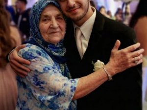 18 yaşındayım ve bir erkeğim.