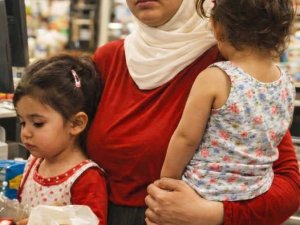 Ben Elif, 27 yaşındayım