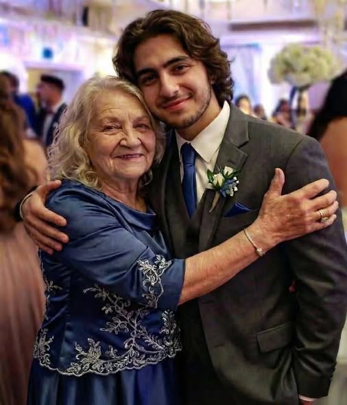 18 yaşındayım ve bir erkeğim.