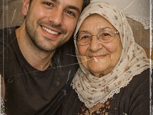 Torunumun düğün masraflarını karşılamak için evimi sattım