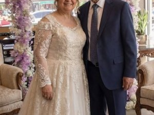 Çocukluk aşkımla 71 yaşında her iki eşimizin de ölümünden sonra evlendim