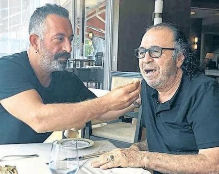 Ünlü isimlerin babaları kimdir? galerisi resim 15