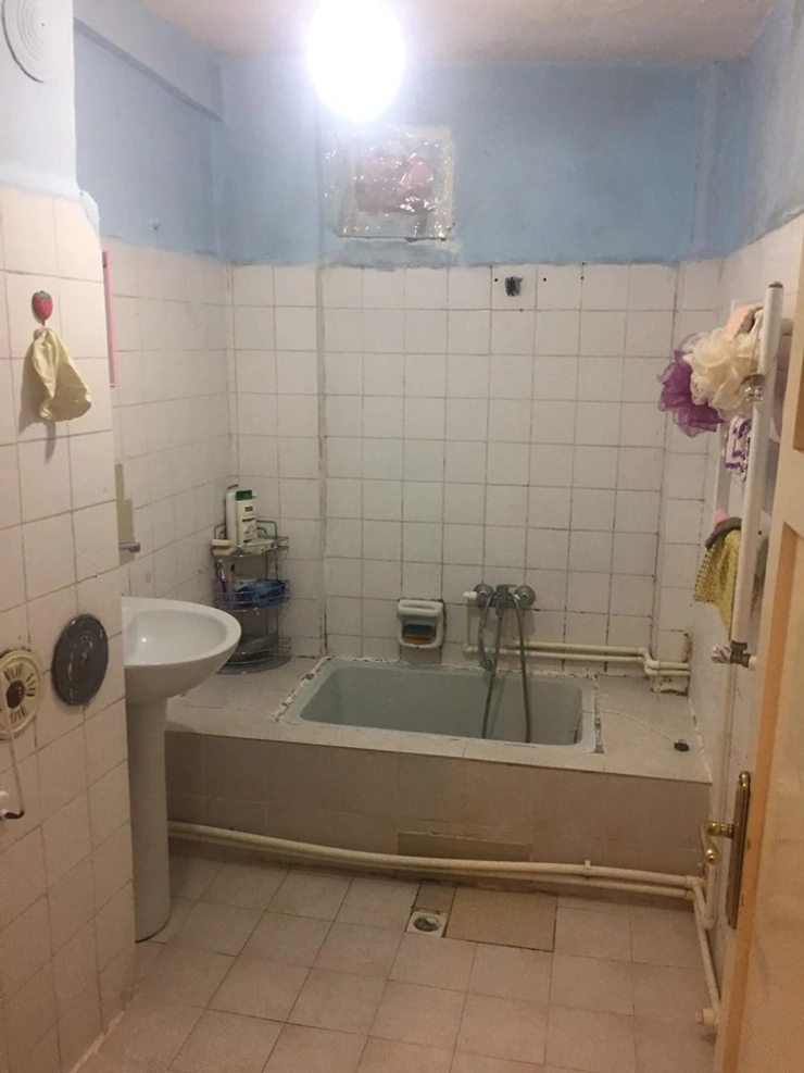 Alt kattaki bizim yaşlı teyze '' Torunumu sizde yıkasam kızar  galerisi resim 3